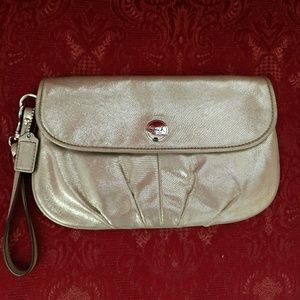 Coach wristlet clutch large